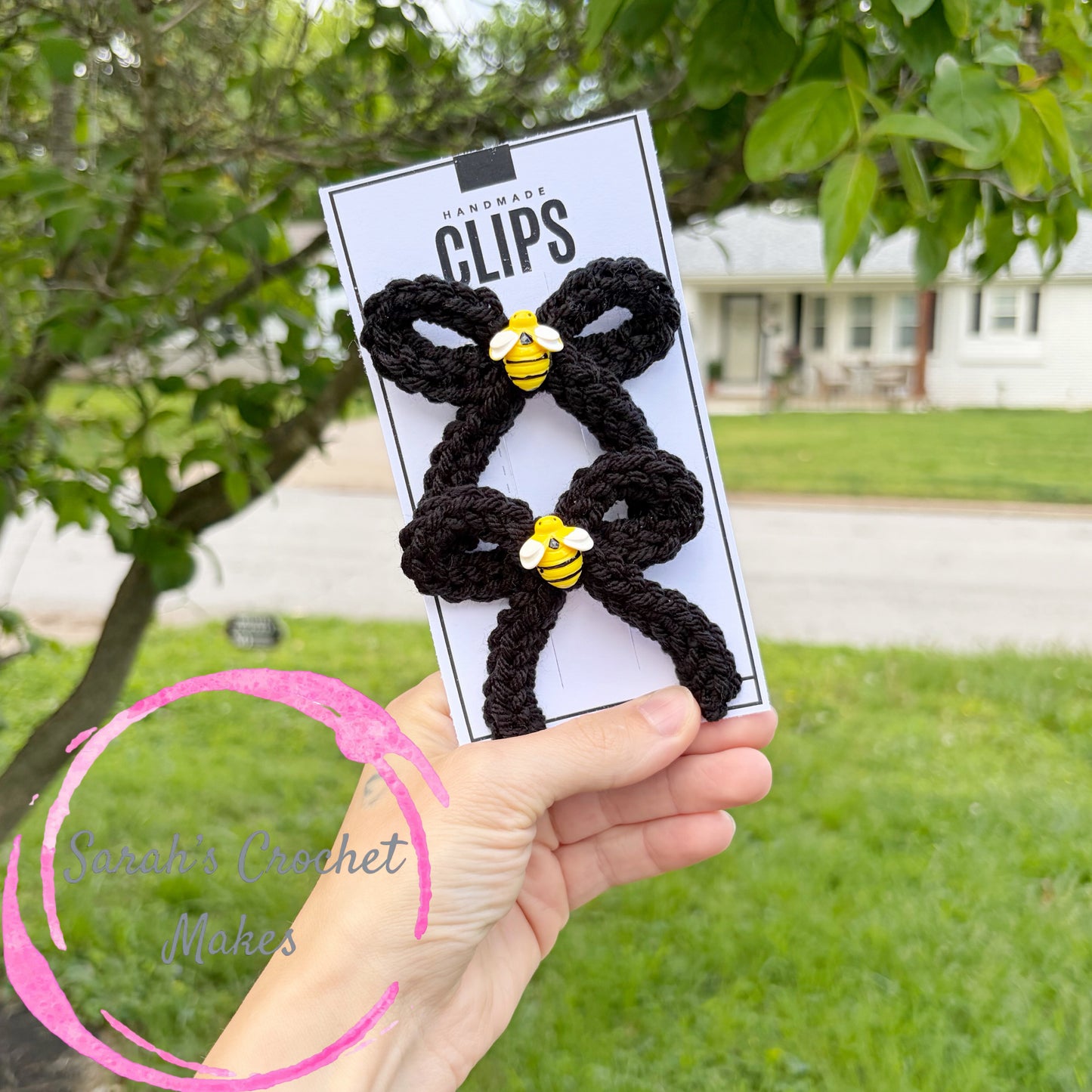 Bee Handtied Bows (on clips)