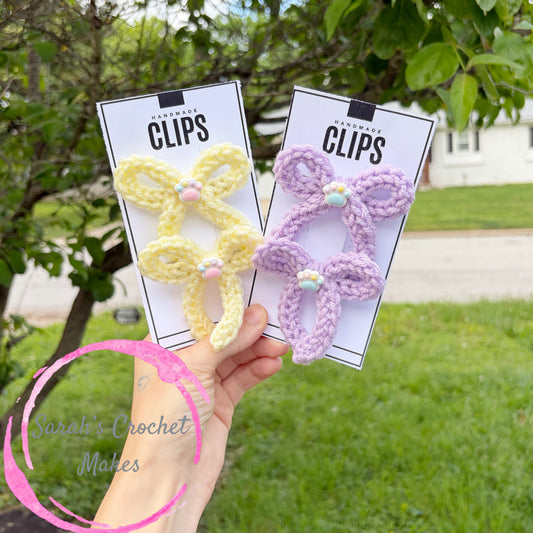 Paw Print Handtied Bows (on clips)