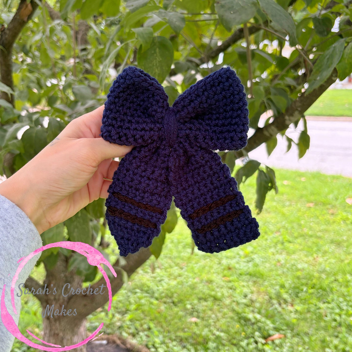 4.5" Navy Blue Crayon Bow (ON CLIP)