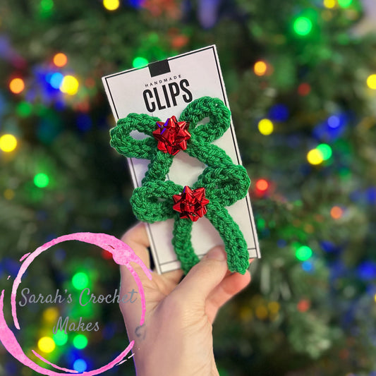 Hand-Tied Present Piggies, on CLIPS